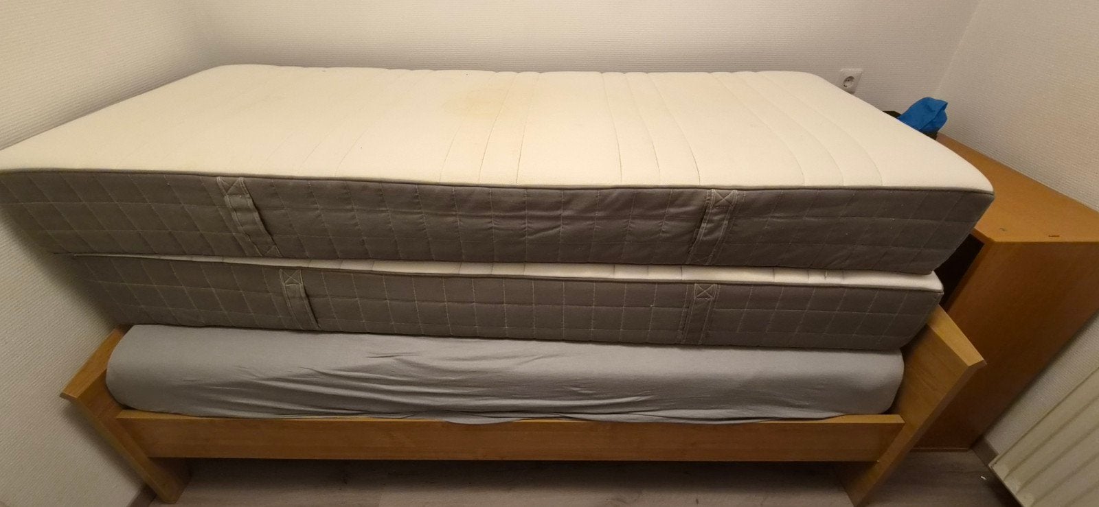 IKEA Hövåg2 x matras 80x200 cm - gebruikt, wasbare hoes, Ophalen, 90 cm, Eenpersoons, Zo goed als nieuw