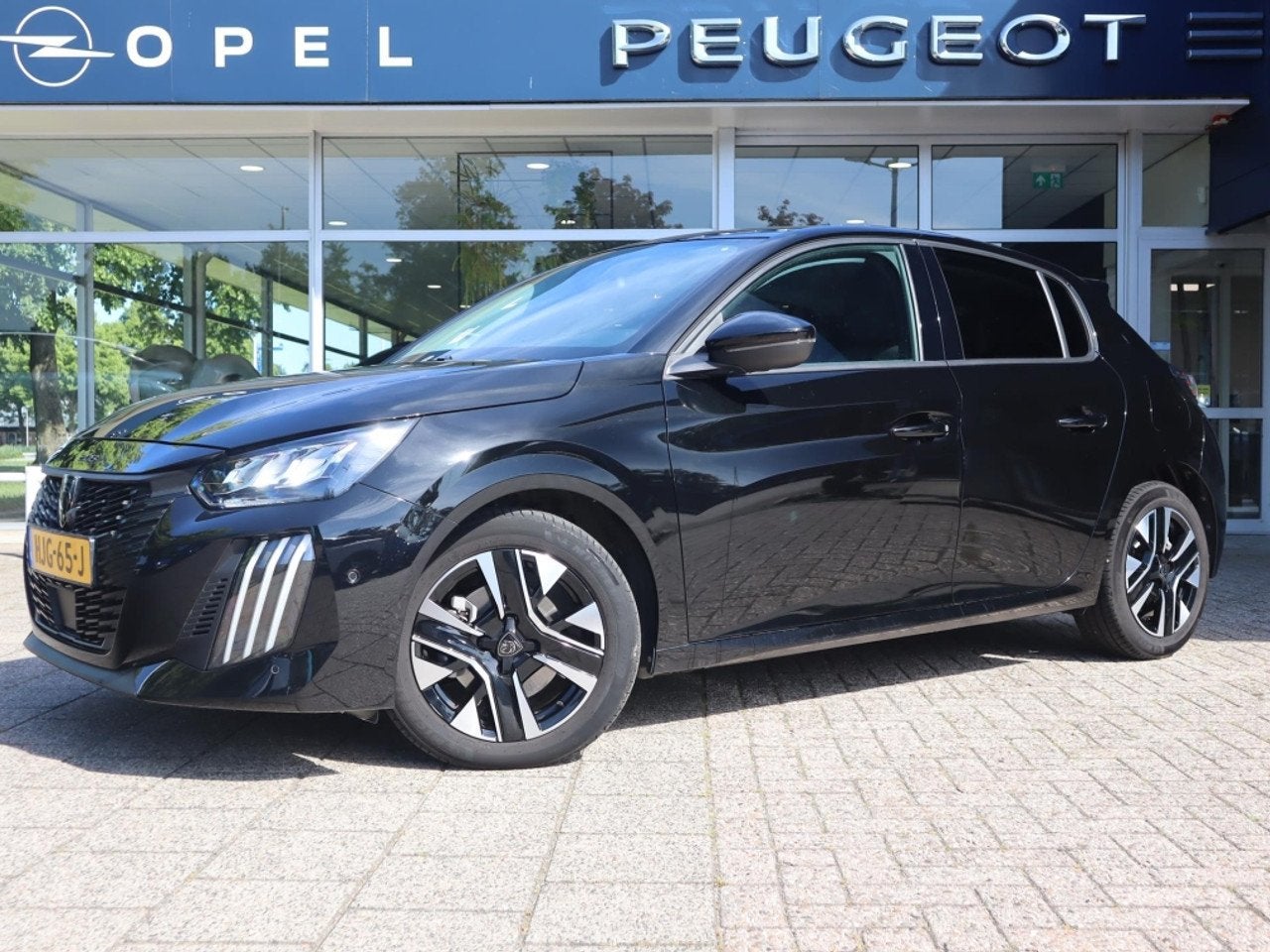 Peugeot 208 Allure Hybrid 110pk e-DCS6 Automaat, Rijklaarpri, Automaat, Gebruikt, 1199 cc, Bedrijf