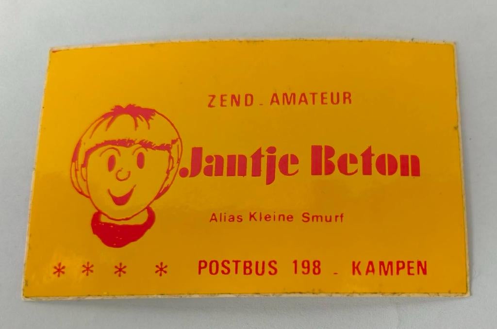 Sticker zend amateur Jantje Beton alias kleine smurf Kampen, Verzamelen, Ophalen of Verzenden, Zo goed als nieuw, Film, Tv of Omroep