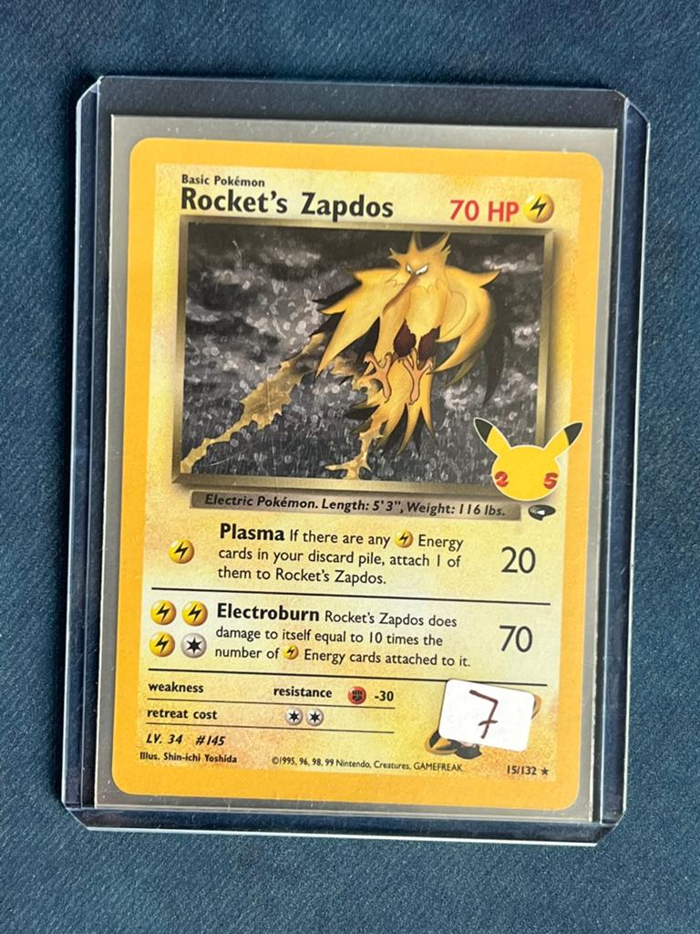 Rocket’s Zapdos 15 celebrations 25th anniversary, Hobby en Vrije tijd, Ophalen of Verzenden, Zo goed als nieuw