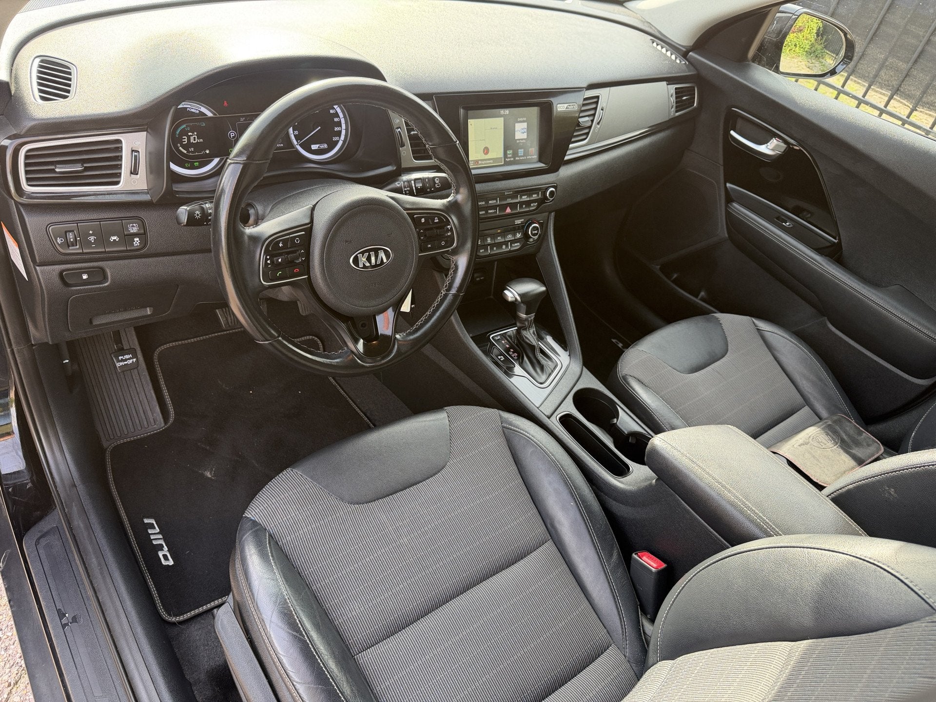 Foto 6 van Kia Niro 1.6 GDi Hybrid DynamicLine Carplay/Clima/Cruise