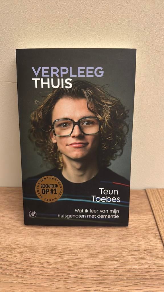 Teun Toebes - verpleegthuis, Ophalen of Verzenden, Zo goed als nieuw
