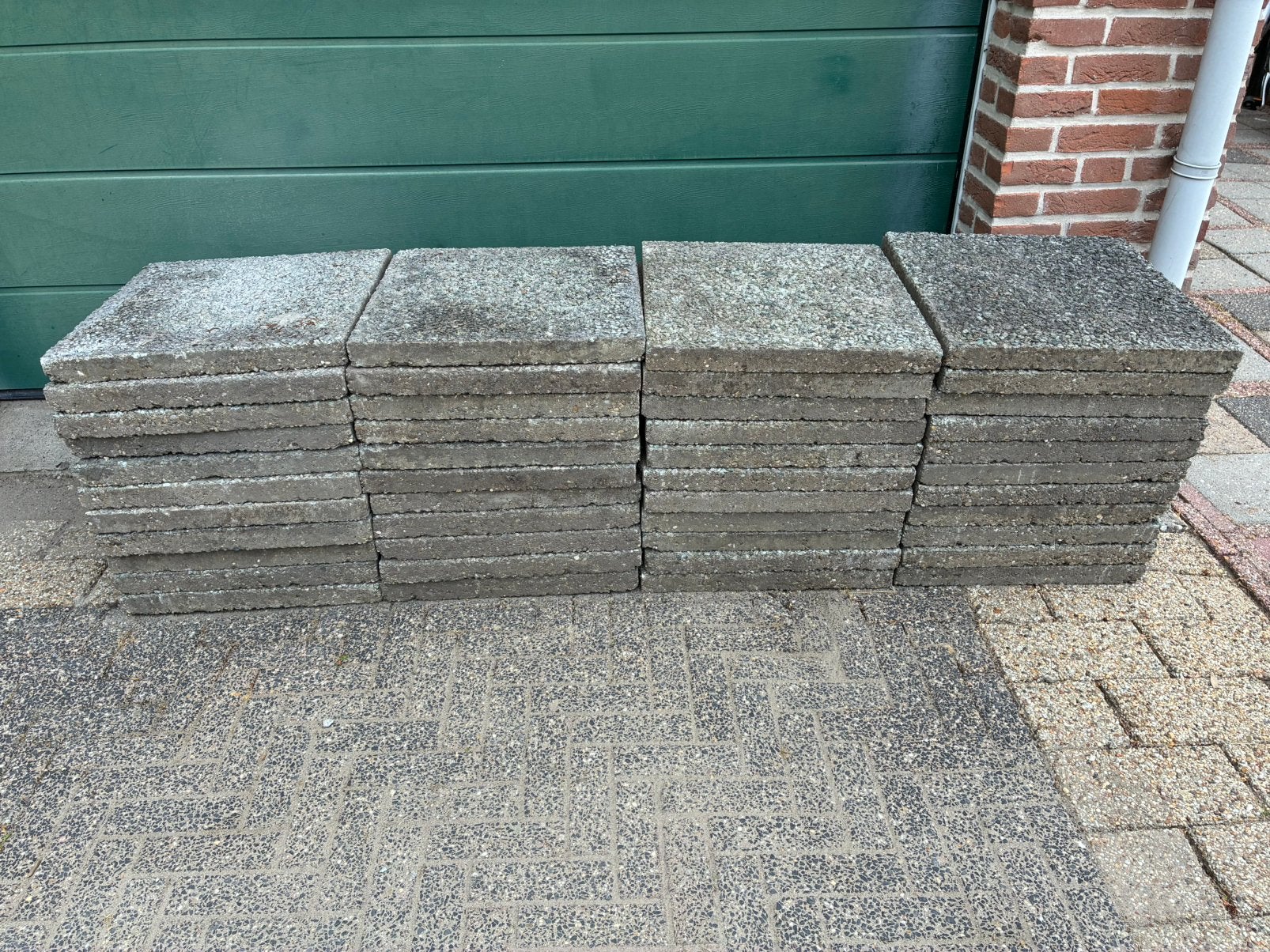 Gratis grindtegels 50x50  10m2, Tuin en Terras, Tegels en Klinkers, Ophalen, Gebruikt, 5 tot 10 m², Beton