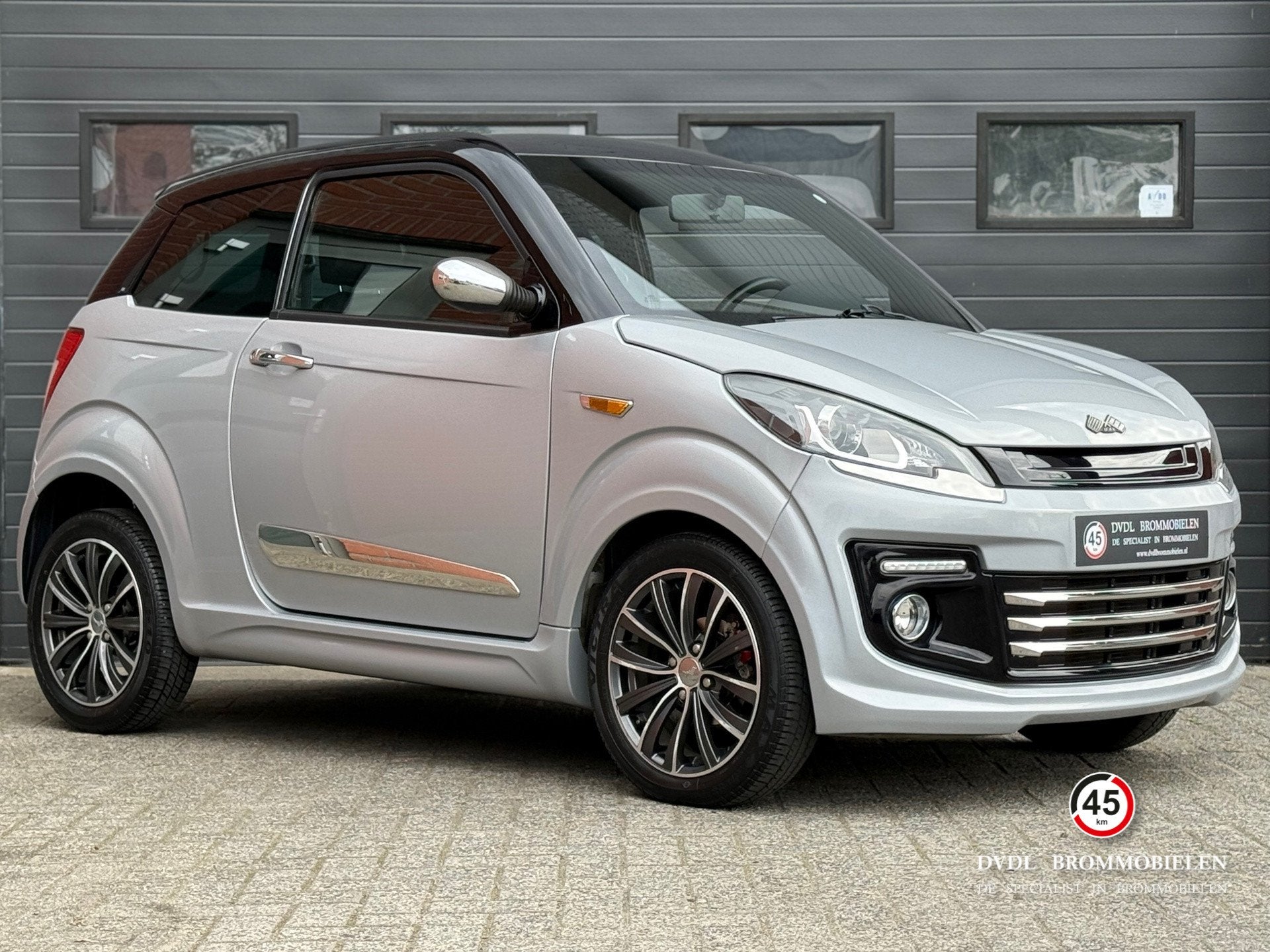 Ligier JS50L Elegance DCI Brommobiel 45km 2019 1e eig 23dkm, Diversen, Gebruikt, DVDL Brommobielen, Staarten 32
5281PL  Boxtel, NL