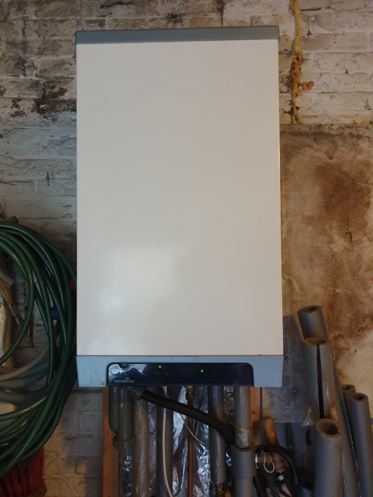 Intergas Kombi Kompakt HRE 24/18 + thermostaat + expansievat, Doe-het-zelf en Verbouw, Ophalen, 30 tot 80 cm, Hoog rendement (Hr)