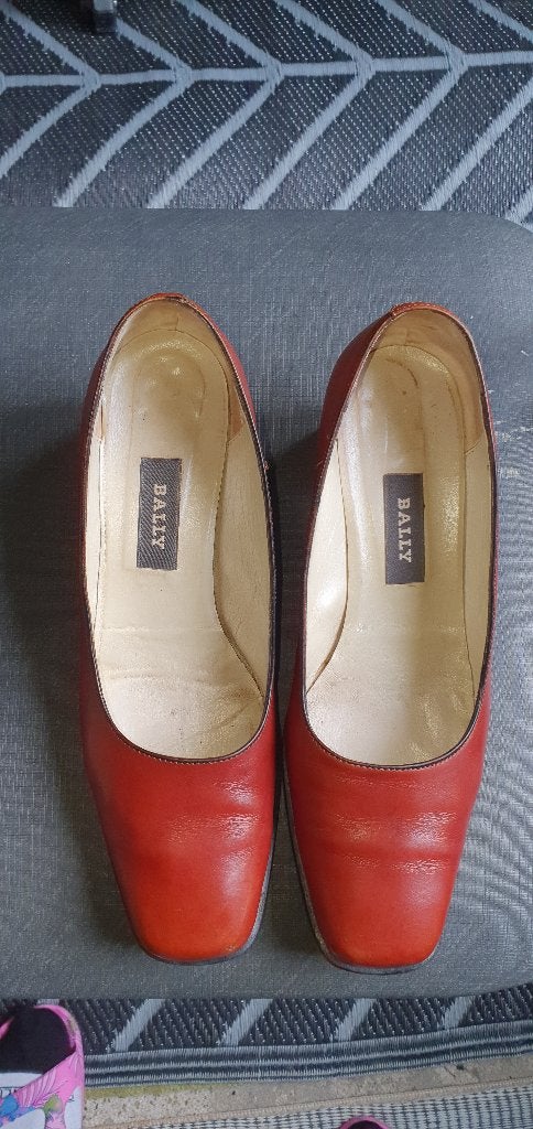 Bally pumps maat 38, Pumps, Bruin, Ophalen of Verzenden, Bally
