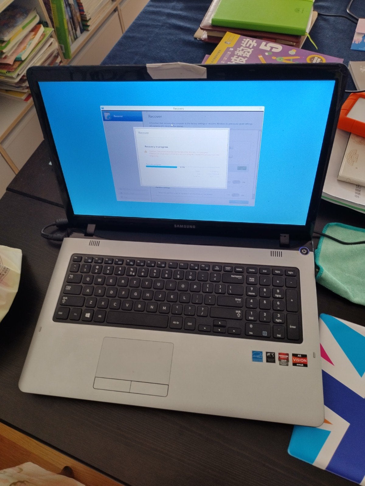 Samsung Laptop NP355E7C - Goed werkende staat, Computers en Software, Gebruikt, HDD, Qwerty, 8 GB