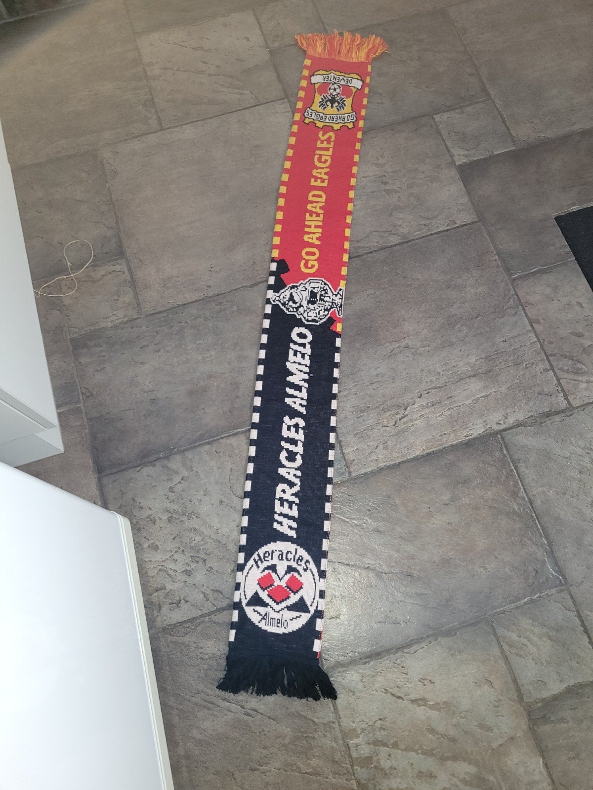 Sjaal heracles go ahead Eagles, Ophalen of Verzenden, Zo goed als nieuw, Overige binnenlandse clubs, Vaantje of Sjaal