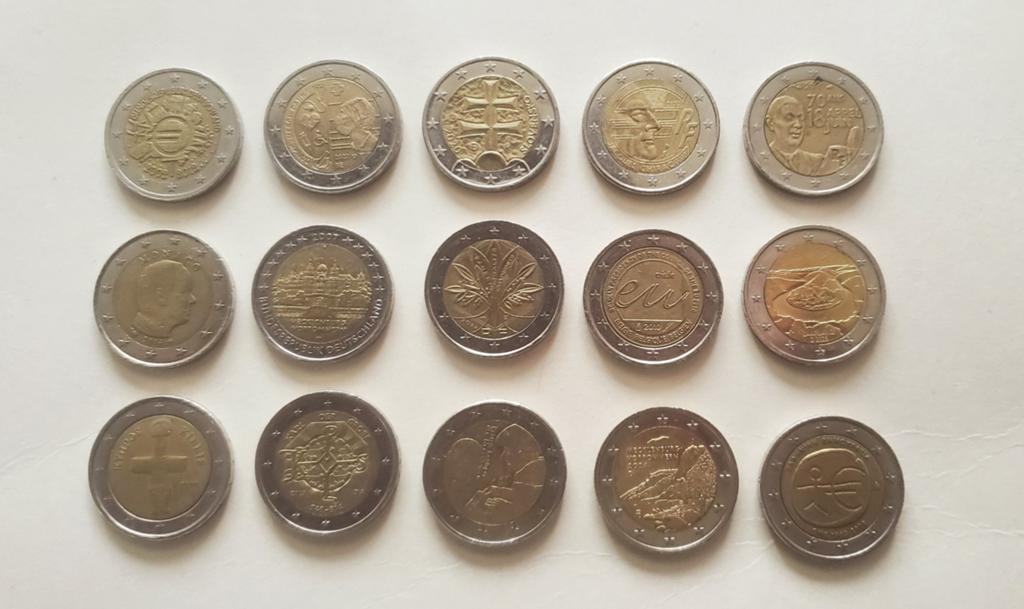 2 euro munten 15 stuks gebruikte staat.

Enkel in 1 lot voor, Postzegels en Munten, Munten | Europa | Euromunten, Ophalen of Verzenden