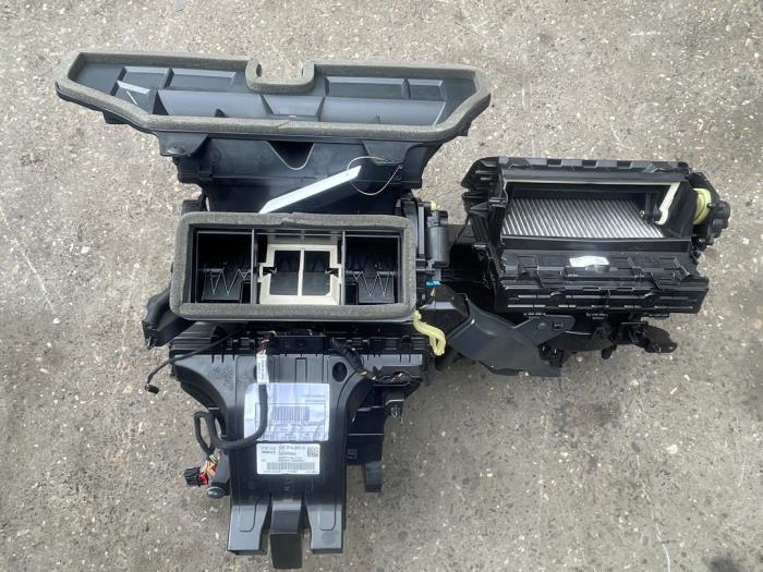 Kachelhuis van een Seat Arona, Auto-onderdelen, Airco en Verwarming, Seat, Gebruikt, 3 maanden garantie, Verzenden