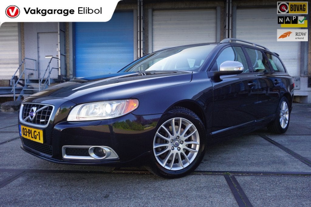 Volvo V70 2.0T R-Edition, Auto's, Voorwielaandrijving, Euro 5, Zwart, 4 cilinders