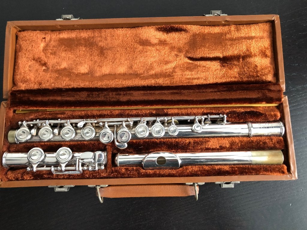 Artley Dwarsfluit Verzilverd met Lederen Etui, Ophalen, Zo goed als nieuw, Dwarsfluit, Met koffer of tas
