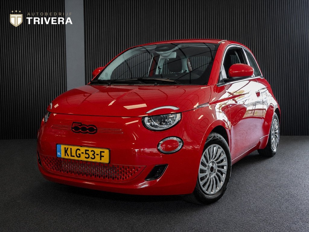 Fiat 500e RED 24kWh l SoH 95% l Achteruitrij Cam. l AUT.l BT, Auto's, Fiat, Stof, Gebruikt, Zwart, 95 pk