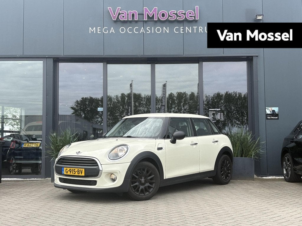 MINI 5-Deurs 1.5 One Business Edition | Airco | Lichtmetalen, Auto's, Mini, Voorwielaandrijving, 12 maanden, Stof, Gebruikt