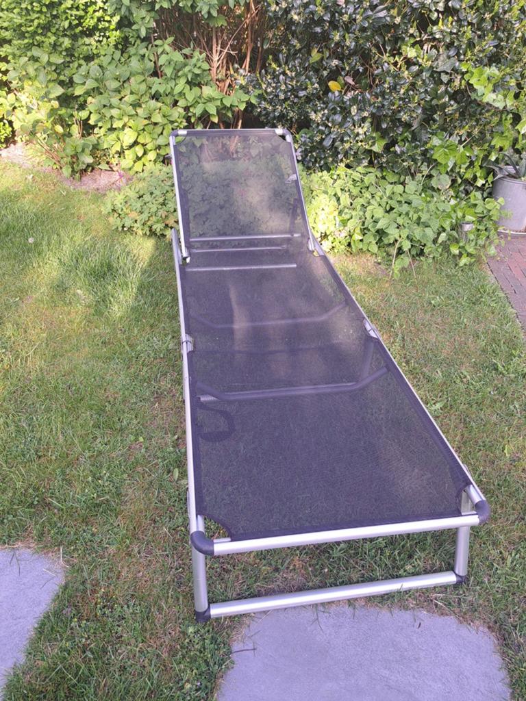 Lichtgewicht Ligbed  inklapbaar, Ophalen of Verzenden, Aluminium, Inklapbaar