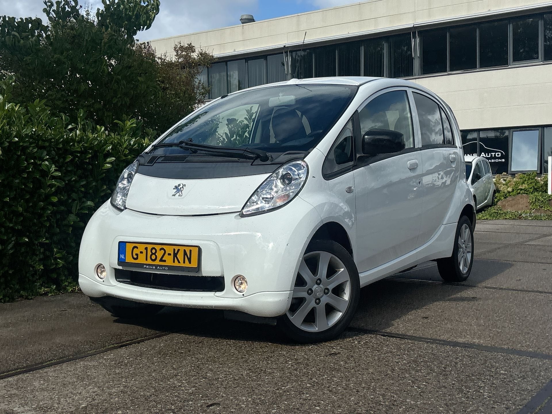 Peugeot iOn Active |AUTOMAAT|AIRCO|BLUETOOTH|SOH 99% |APK TO, Gebruikt, 4 stoelen, Wit, Te koop