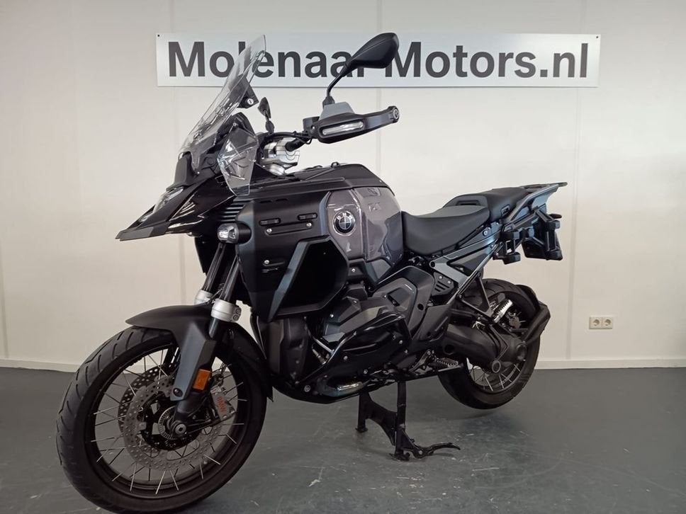 BMW R1300 GS Adventure (bj 2025), Motoren, 2 cilinders, Motorrijbewijs A, Bedrijf, Onbekend