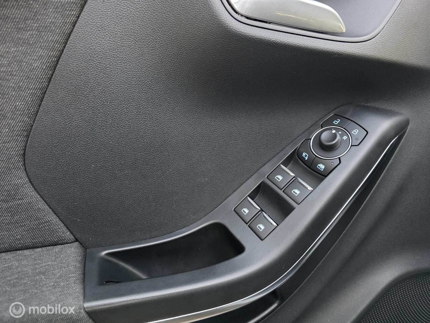 Foto 18 van Ford Puma 1.0 EcoBoost Hybrid Titanium X