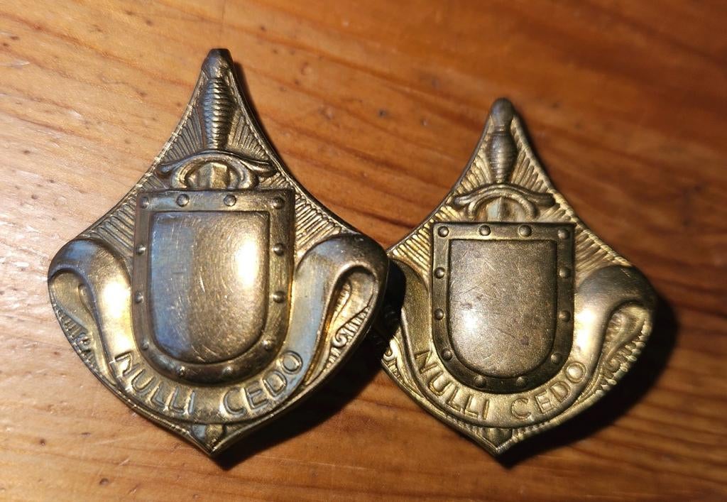 Set Infanterie schouderemblemen MVO, Verzamelen, Ophalen of Verzenden, Landmacht, Nederland, Embleem of Badge