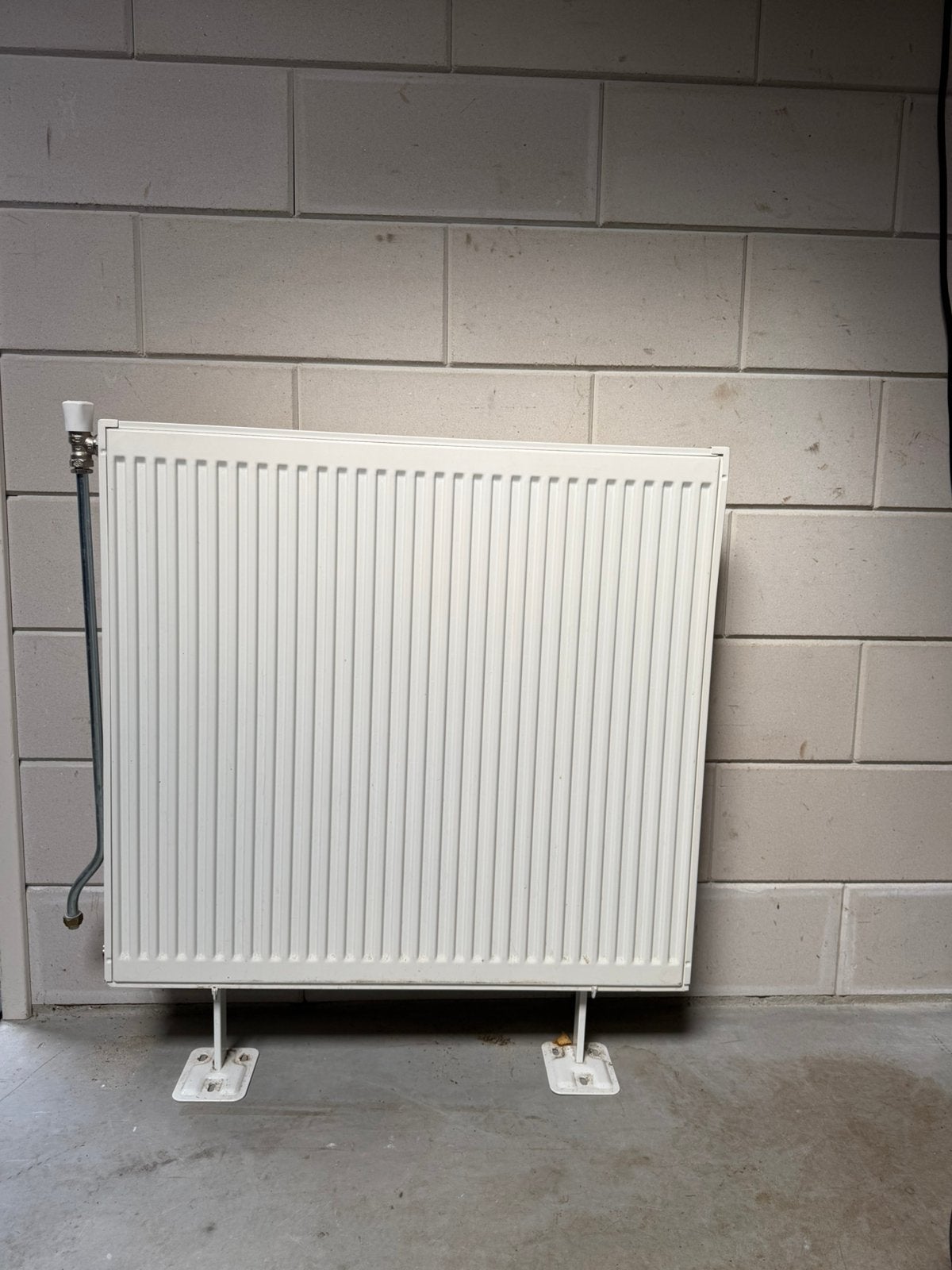 Radiator vrijstaand, Doe-het-zelf en Verbouw, Ophalen, Radiator, Zo goed als nieuw, 60 tot 150 cm