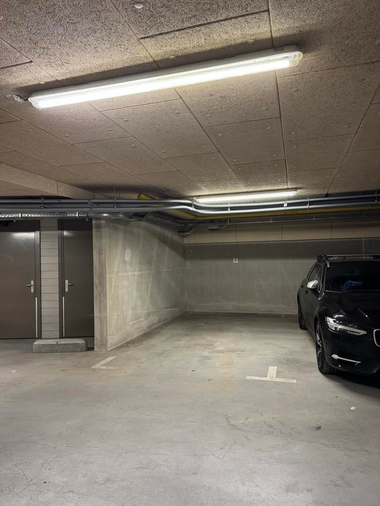 Parkeerplaats te koop Den Haag Regentessekwartier, Huizen en Kamers, Garages en Parkeerplaatsen, Den Haag