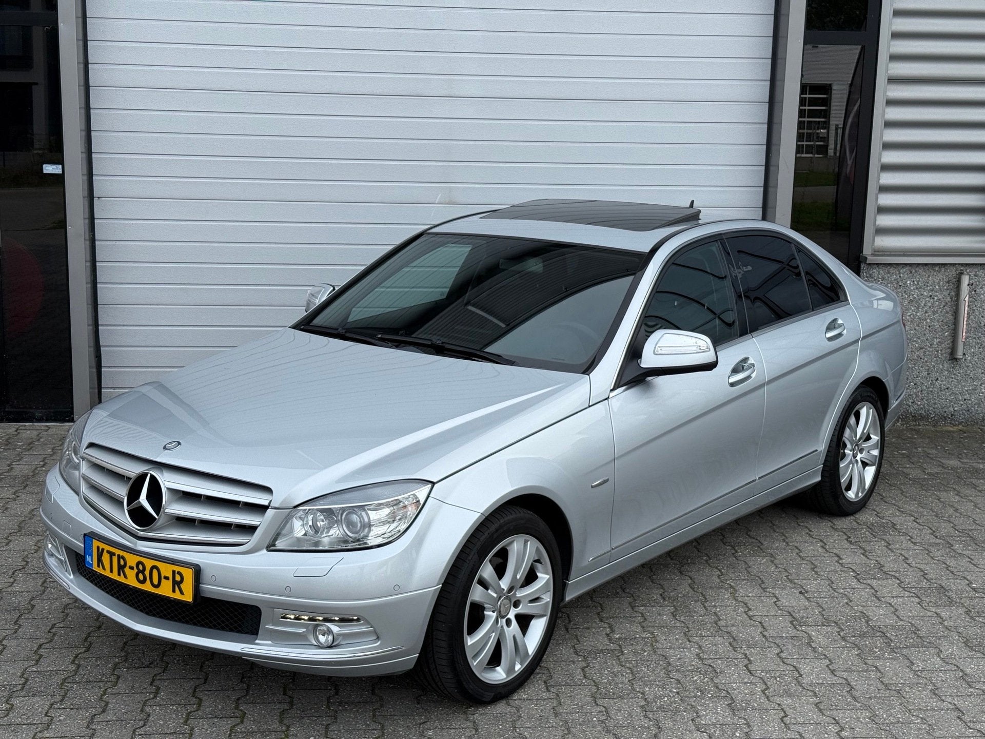 Mercedes-Benz C-klasse 280 Avantgarde Xenon Schuifdak, Automaat, Achterwielaandrijving, Zwart, Leder en Stof