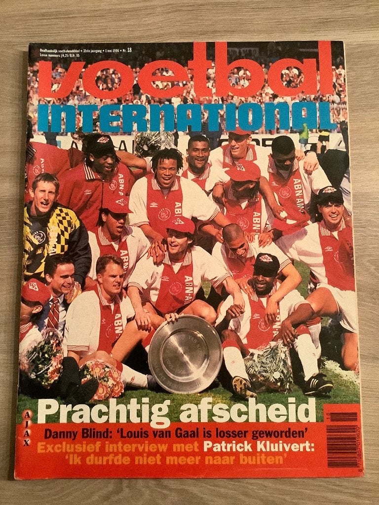 Voetbal International Ajax Kampioen 1996, Ophalen of Verzenden, Zo goed als nieuw, Ajax, Boek of Tijdschrift
