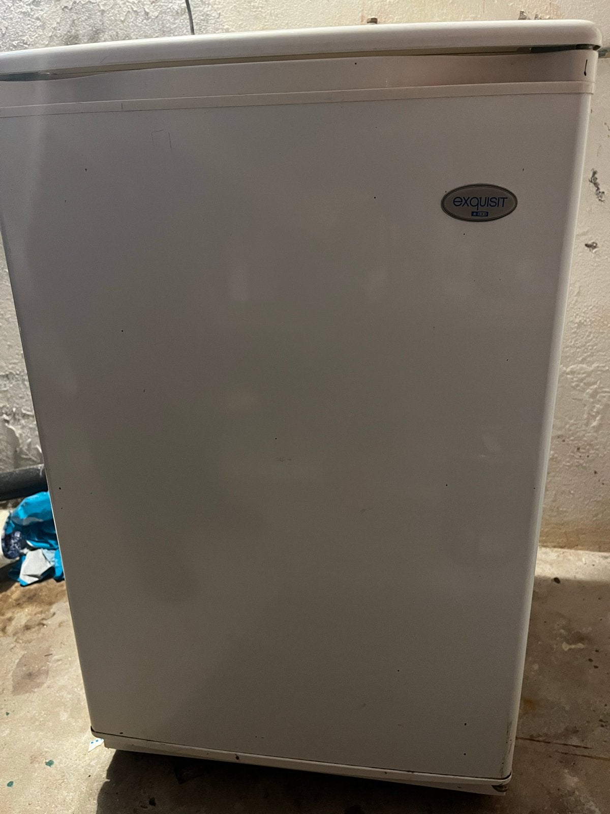 Exquisit Tafelmodel Vrieskast GSA 118 met 3 Laden, Ophalen, Gebruikt, Met aparte vriezer, 45 tot 60 cm