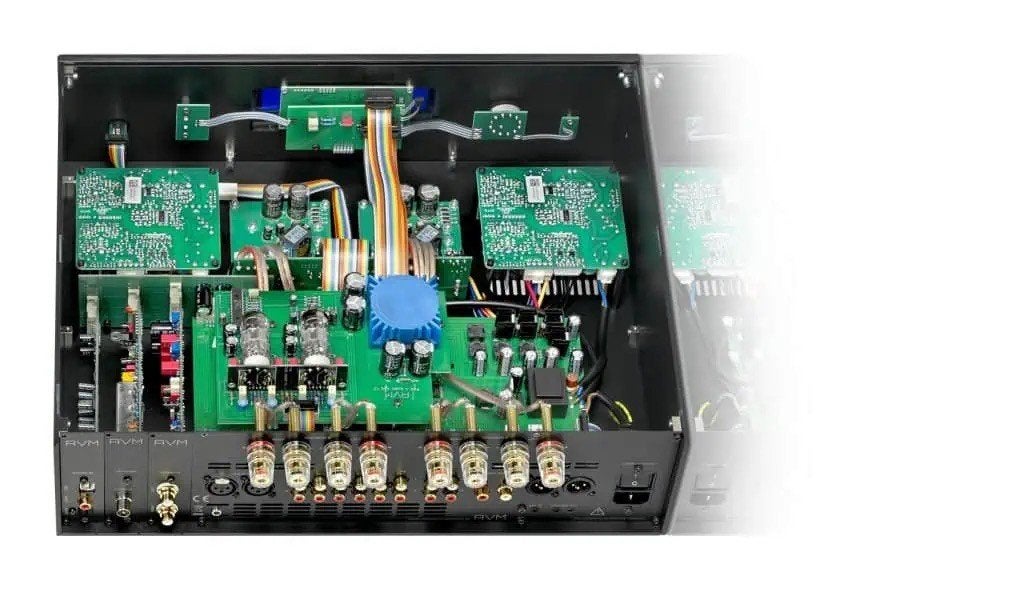 AVM A5.2T versterker - jonge occasion in nieuwstaat, Overige merken, Ophalen of Verzenden, N.v.t, 120 watt of meer