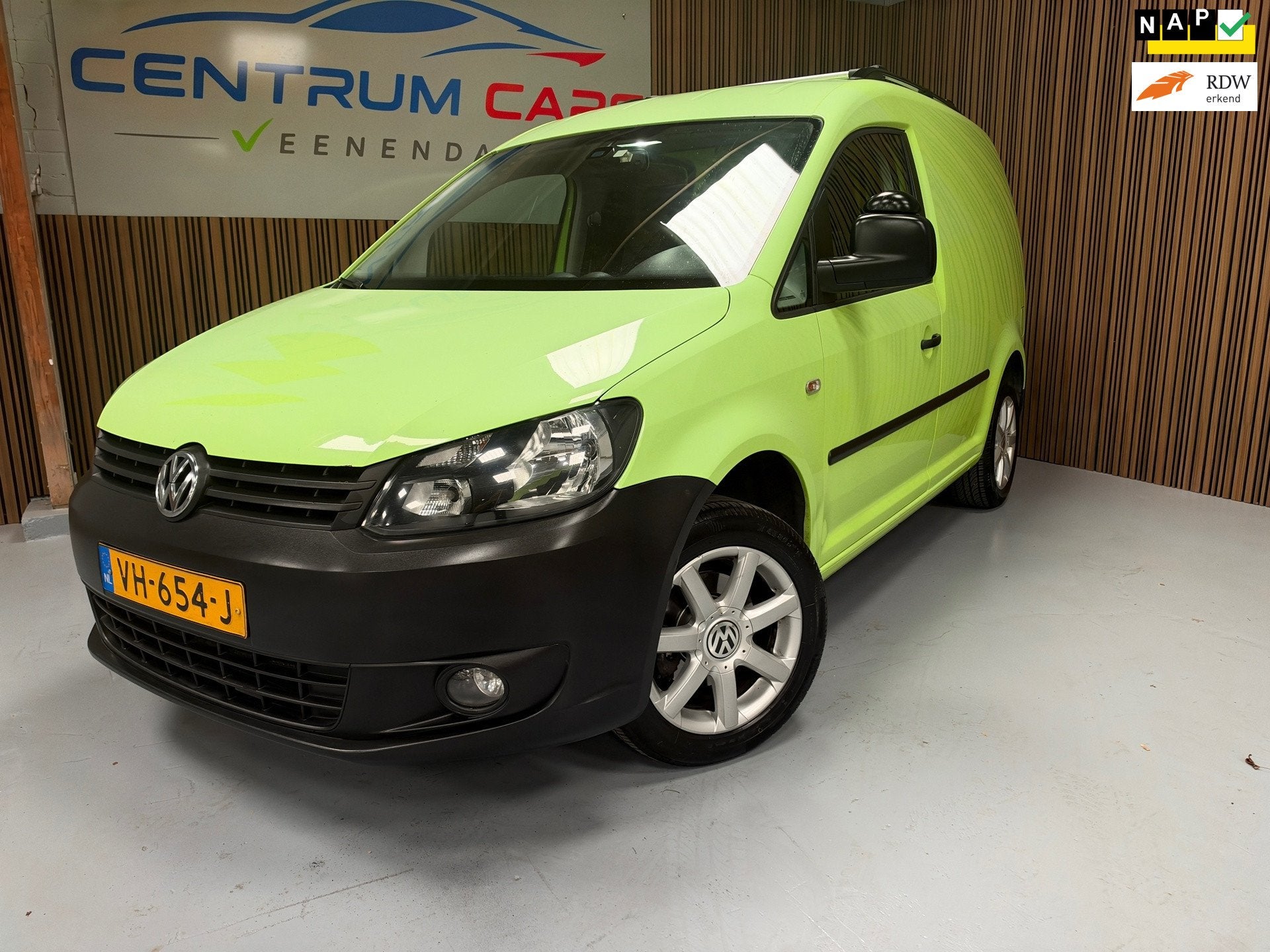 Volkswagen Caddy 1.6 TDI BMT, Rijdt & schakelt goed, Trekhaa, Voorwielaandrijving, Euro 5, Stof, Gebruikt