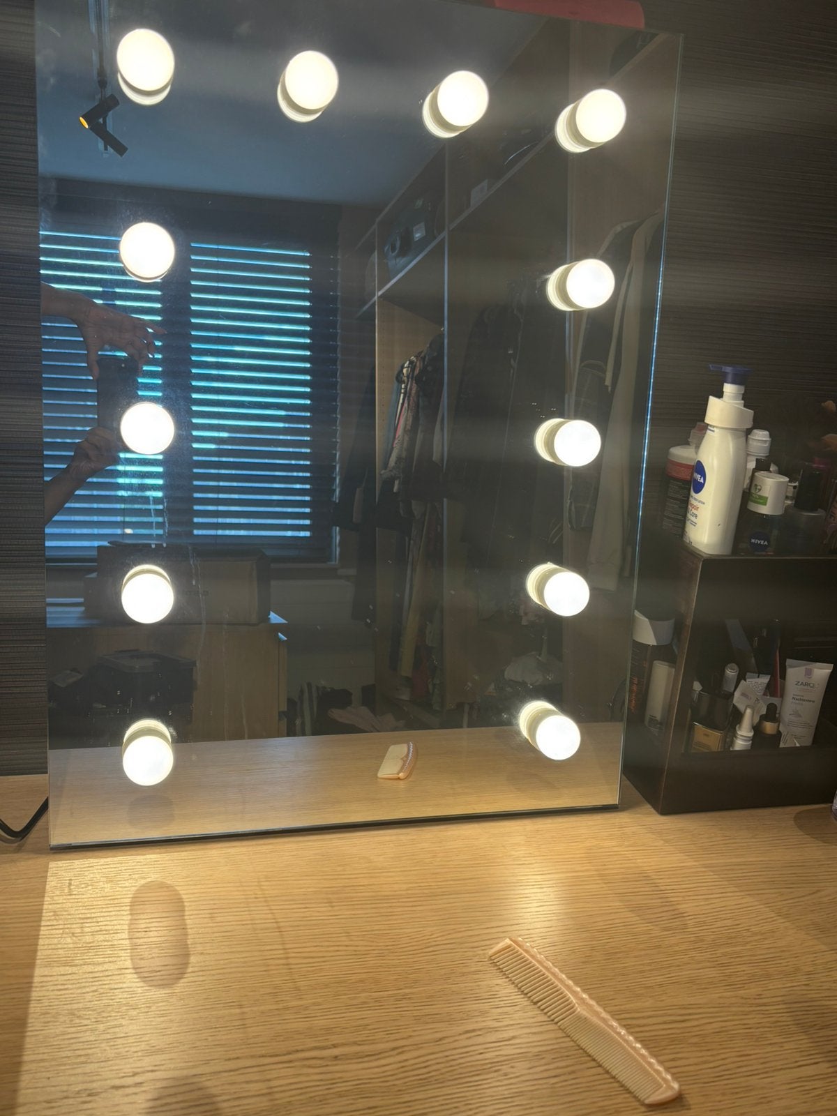 Make up tafel en spiegel, Huis en Inrichting, Badkamer | Complete badkamers, Ophalen, Gebruikt