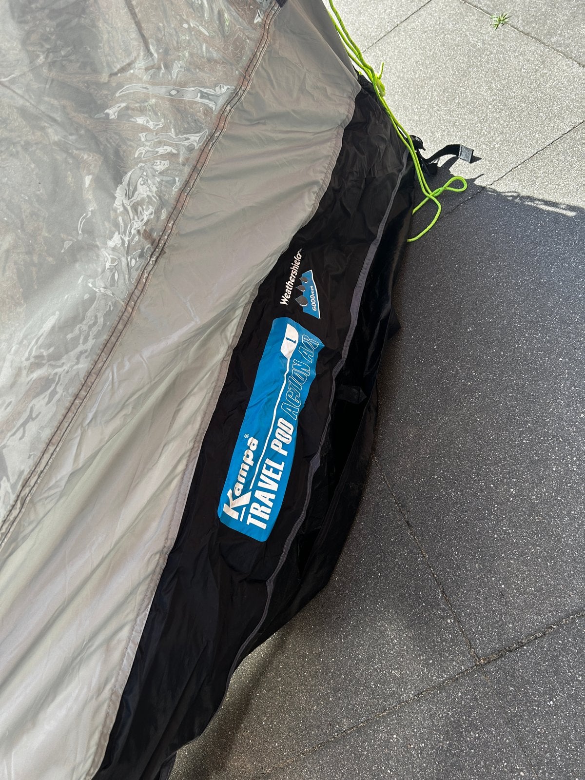 Bustent -Kampa Travel Pod Action AIR-L opblaasbare bustent, Ophalen, Zo goed als nieuw, Tot en met 4