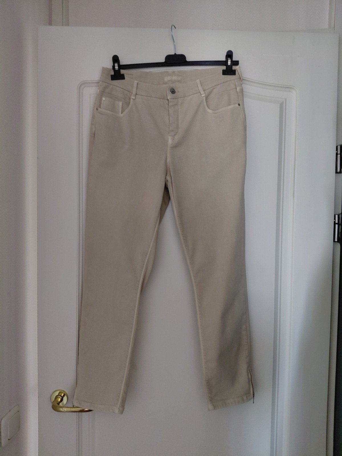 Broek van Gardeur Beige 38, Overige kleuren, Ophalen of Verzenden, Zo goed als nieuw, W30 - W32 (confectie 38/40)