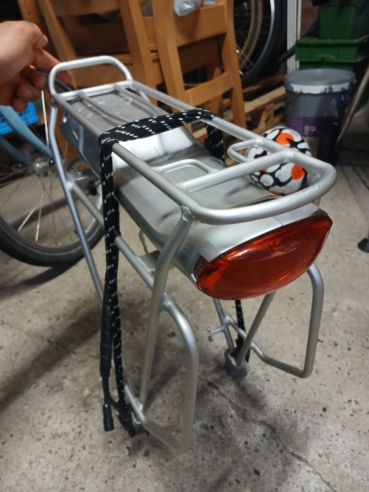 Trek elektrische fiets batterij met bagagedrager (defect), Ophalen of Verzenden