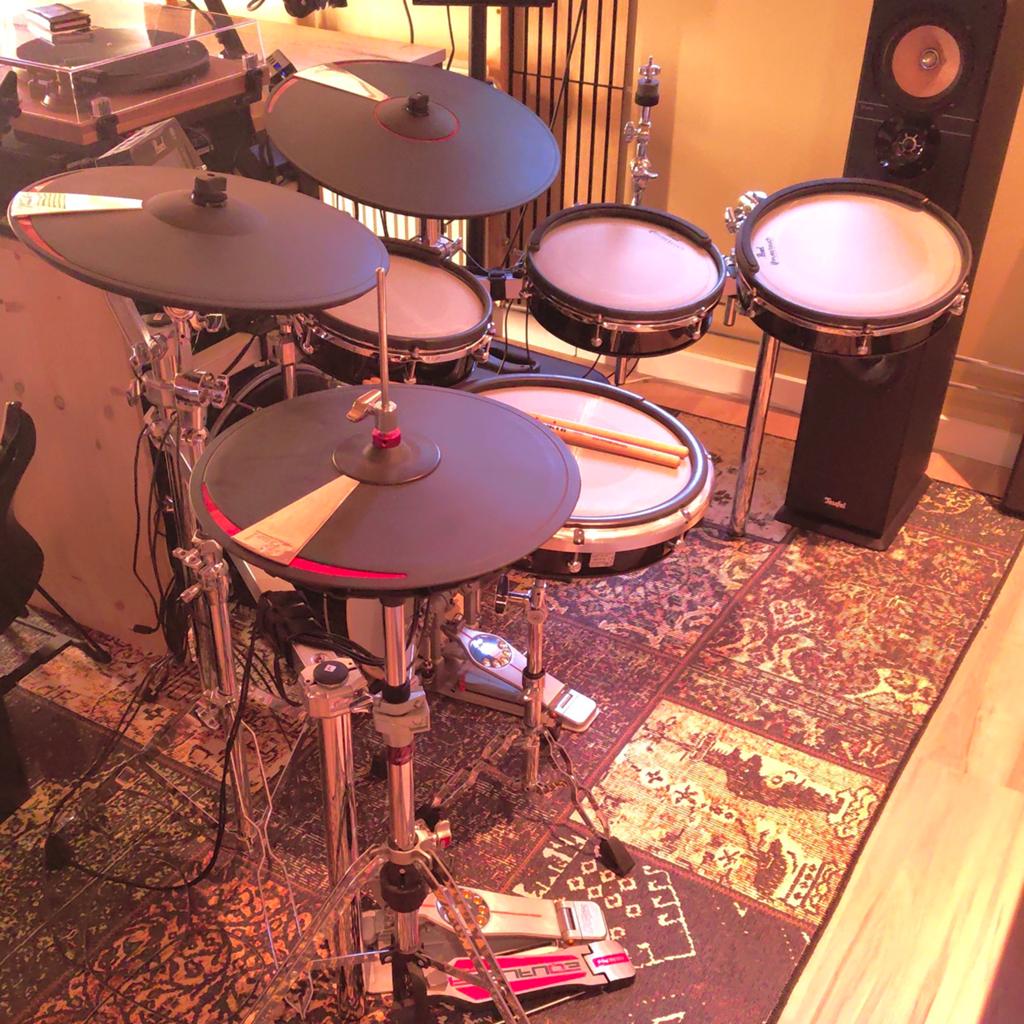Pearl e/Merge EM-53HB + Pearl P-3002D, Muziek en Instrumenten, Ophalen, Zo goed als nieuw, Pearl, Elektronisch