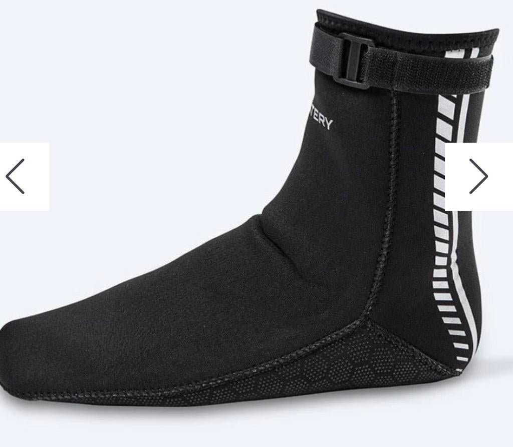 Watery Neopreen zwemsokken Maat L open water zwemmen, Ophalen of Verzenden, Zo goed als nieuw, Zeil- of Surfschoenen