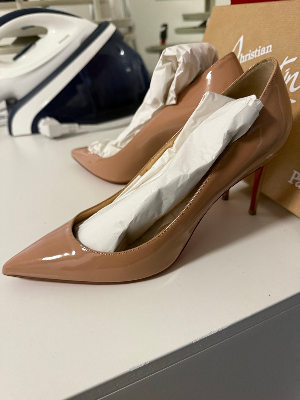 Christian Louboutin ORGINEEL Kate 85 Pt.Nude Pumps - Maat 39, Ophalen of Verzenden, Zo goed als nieuw, Beige, Pumps