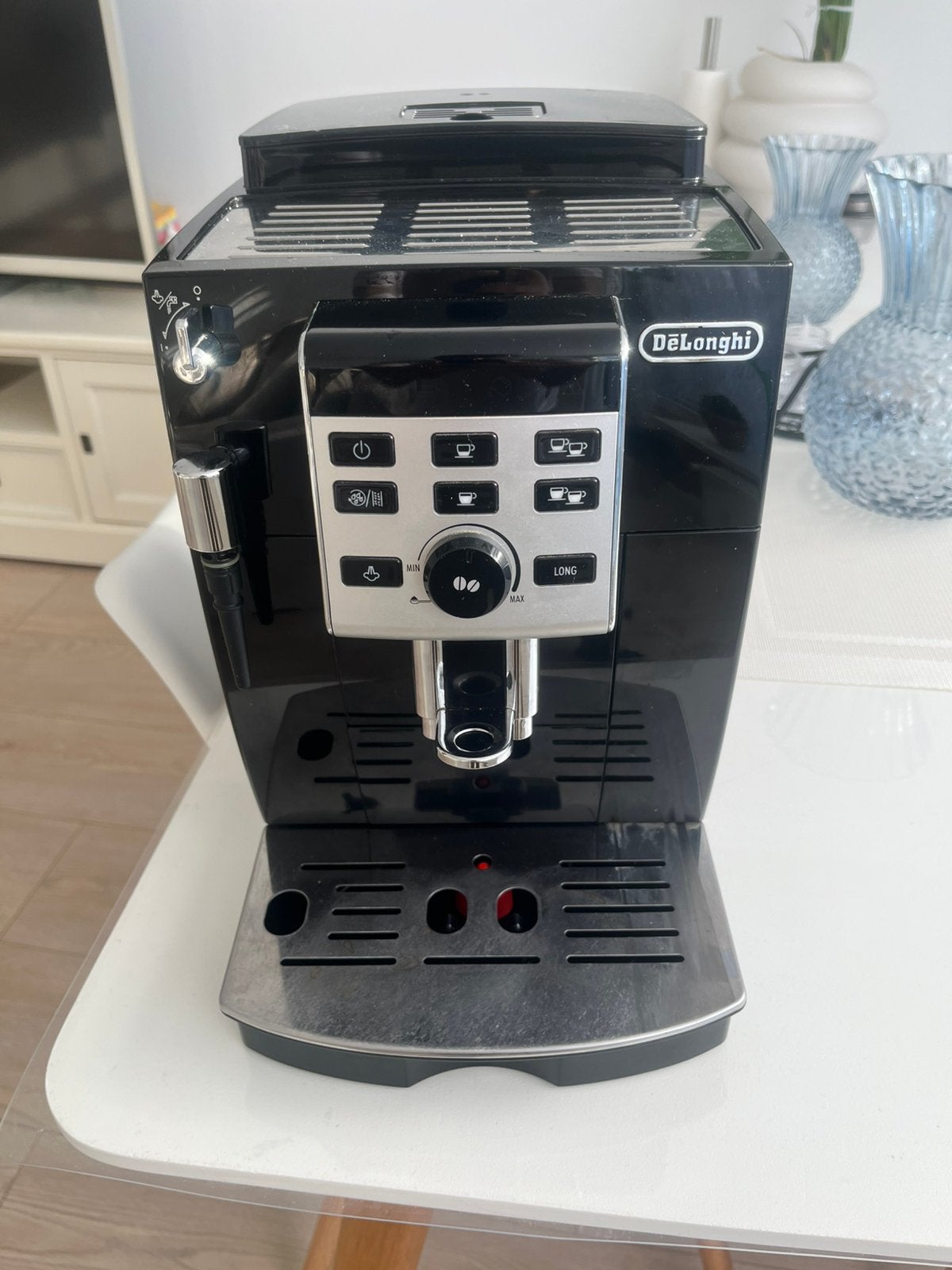 De Longhi Ecam 23 123B, Ophalen of Verzenden, Zo goed als nieuw, Koffiemachine