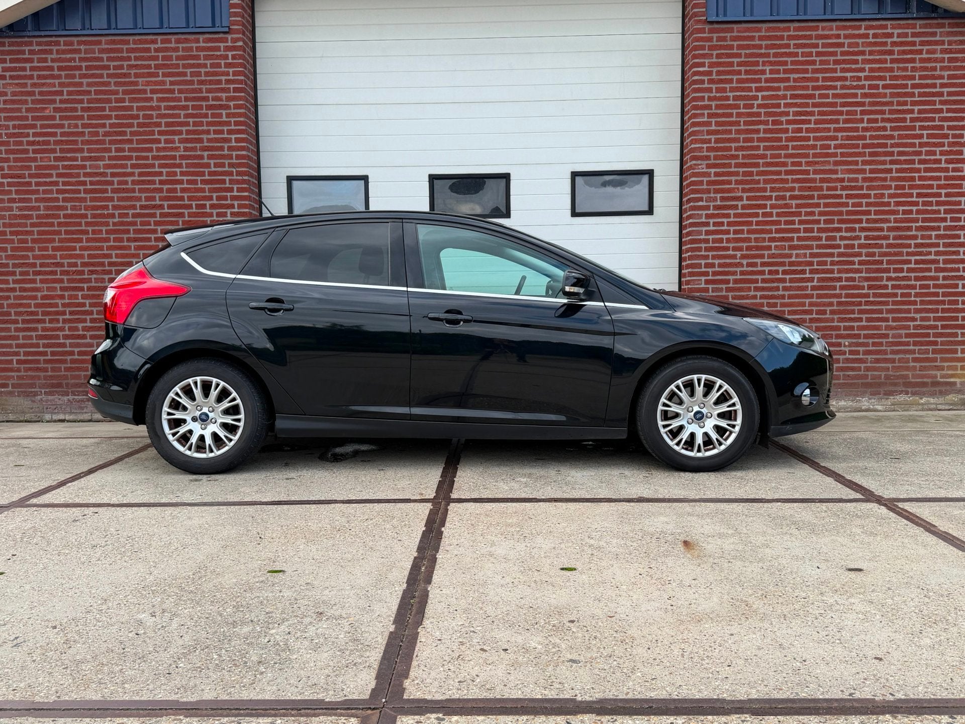 Foto 2 van Ford Focus 1.6 EcoBoost Lease Titanium