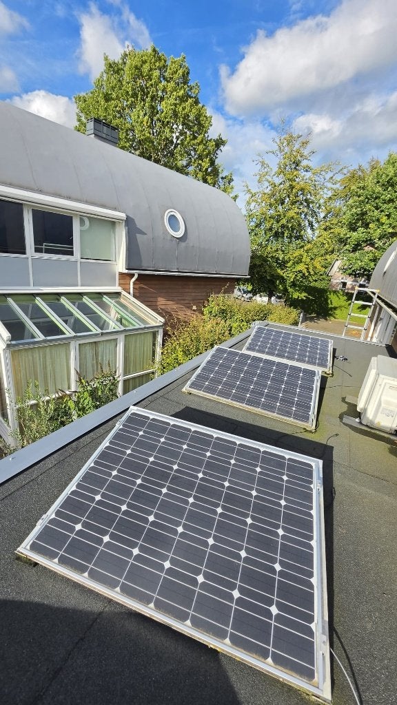 3x  Sharp 185 W zonnepanelen + Mastervolt Soladin 600 invert, Ophalen, Gebruikt, Compleet systeem, 200 wattpiek of meer
