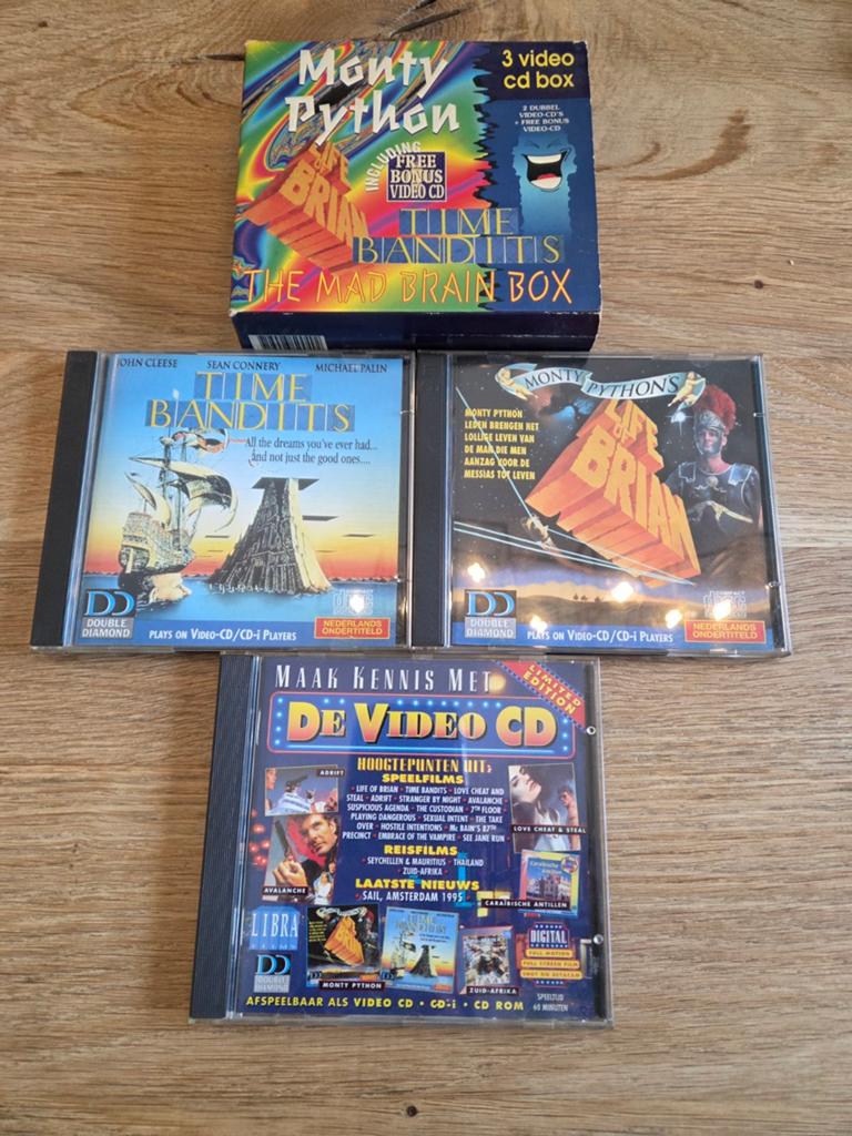 The mad brain box video cd/cdi, Cd's en Dvd's, Alle leeftijden, Ophalen of Verzenden, Zo goed als nieuw
