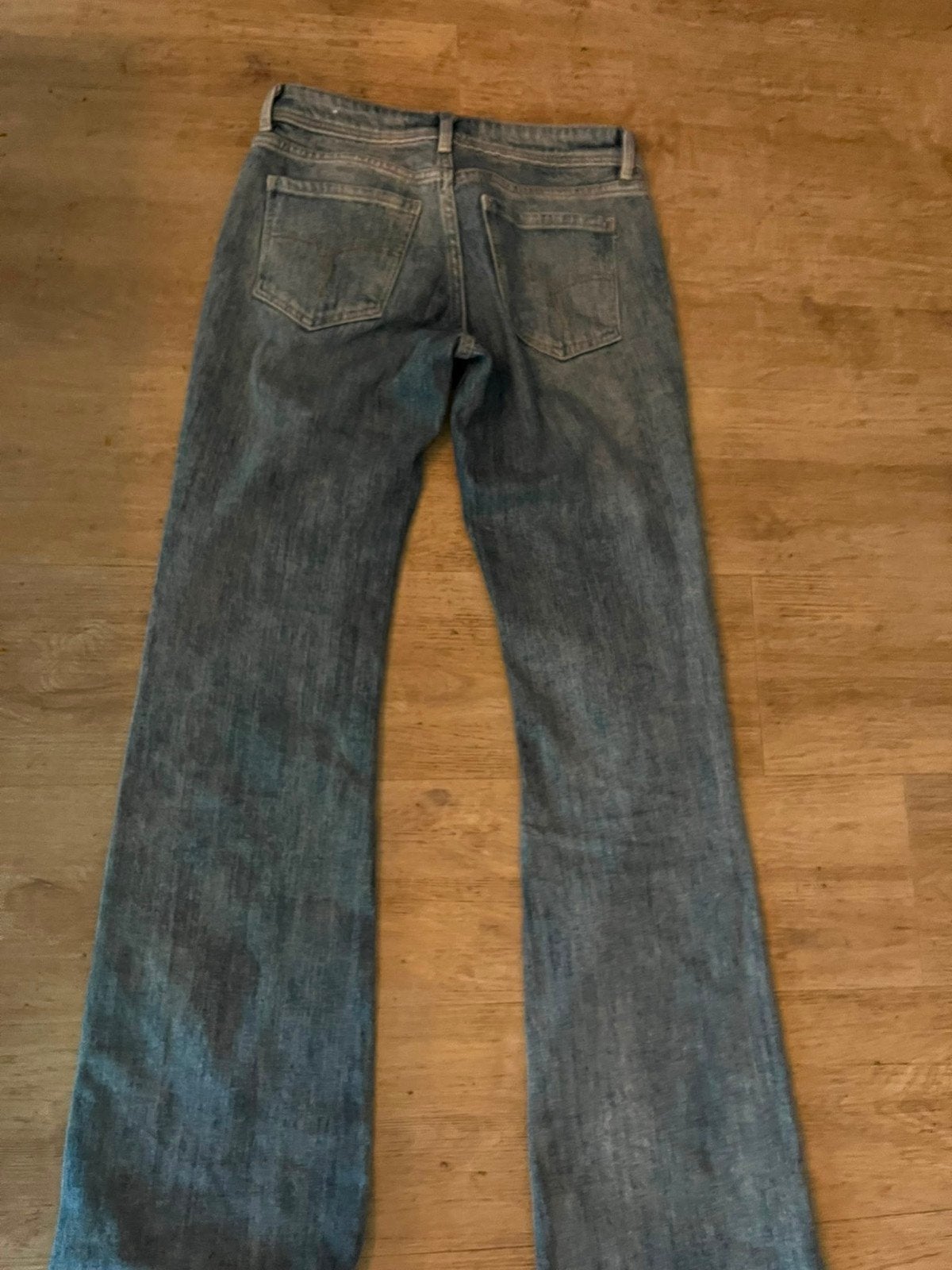 Bershka spijkerbroek  low rise bootcut 32, Ophalen, Zo goed als nieuw, Blauw, W27 (confectie 34) of kleiner