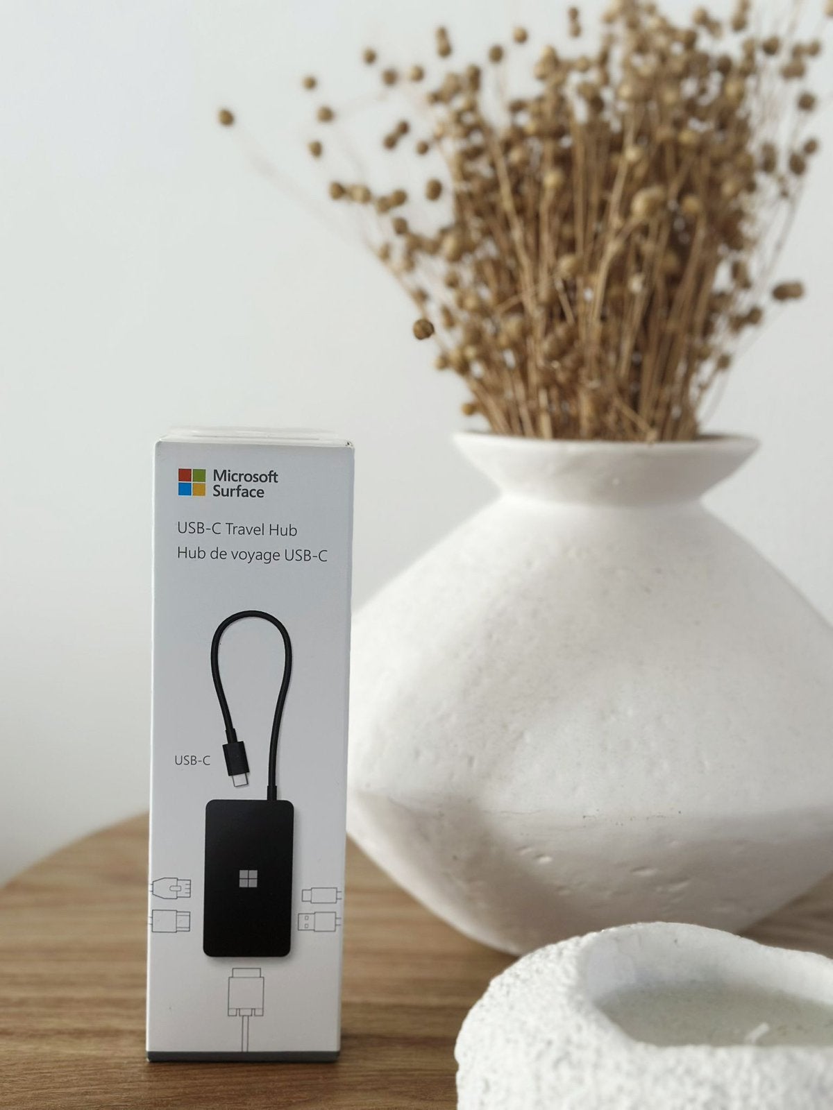 Microsoft USB-C Travel Hub for Surface / Laptop New & Sealed, Computers en Software, Dockingstations, Nieuw, USB-hub, Laptop, Ophalen of Verzenden
