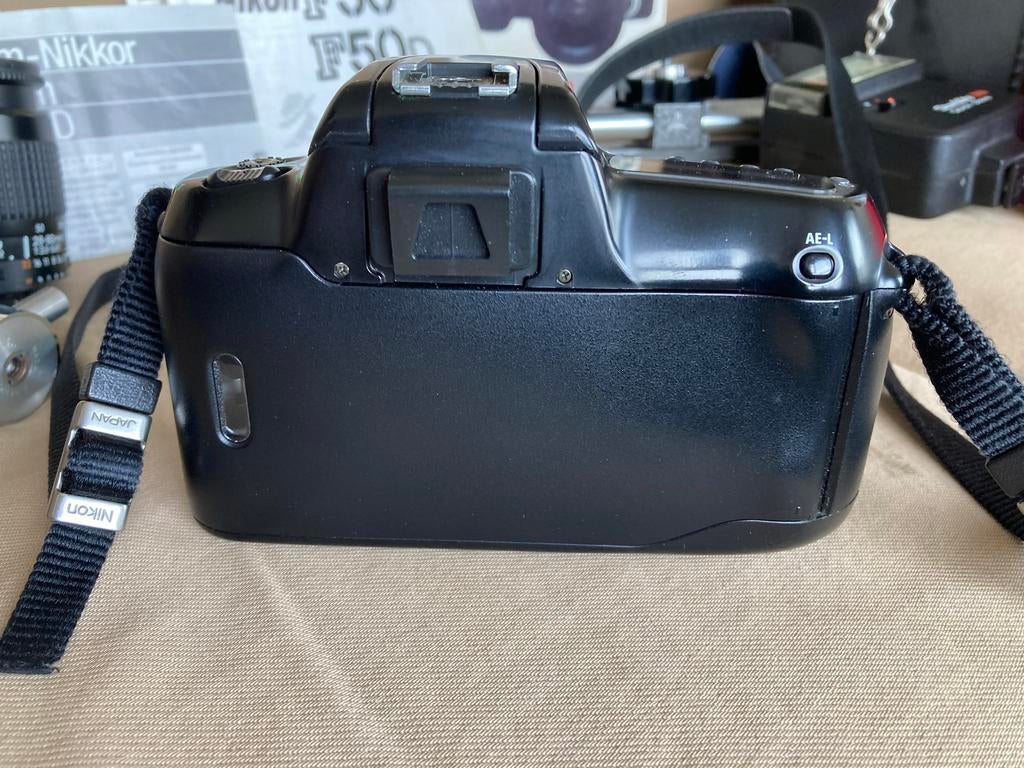 Nikon F50 Analoog Toestel met Nikkor Lens en Accessoires, Ophalen of Verzenden, Gebruikt, Spiegelreflex, Nikon