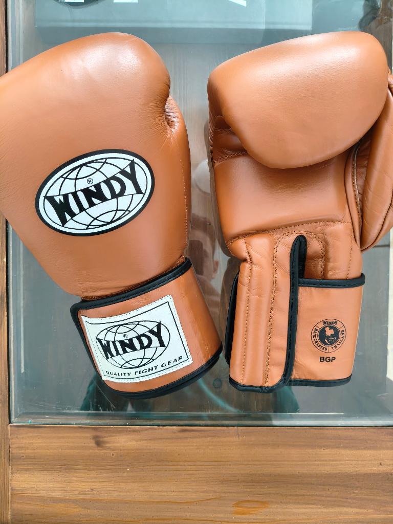 Windy BGP Muay Thai Boxing Gloves, Sport en Fitness, Vechtsporten en Zelfverdediging, Ophalen, Overige, Vechtsportmateriaal, Nieuw