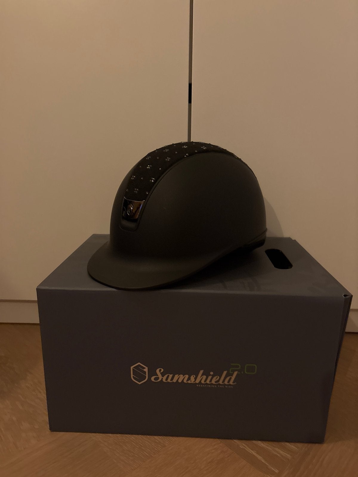 Samshield 2.0 swarovski matt zwart, Ophalen of Verzenden, Zo goed als nieuw, Springen