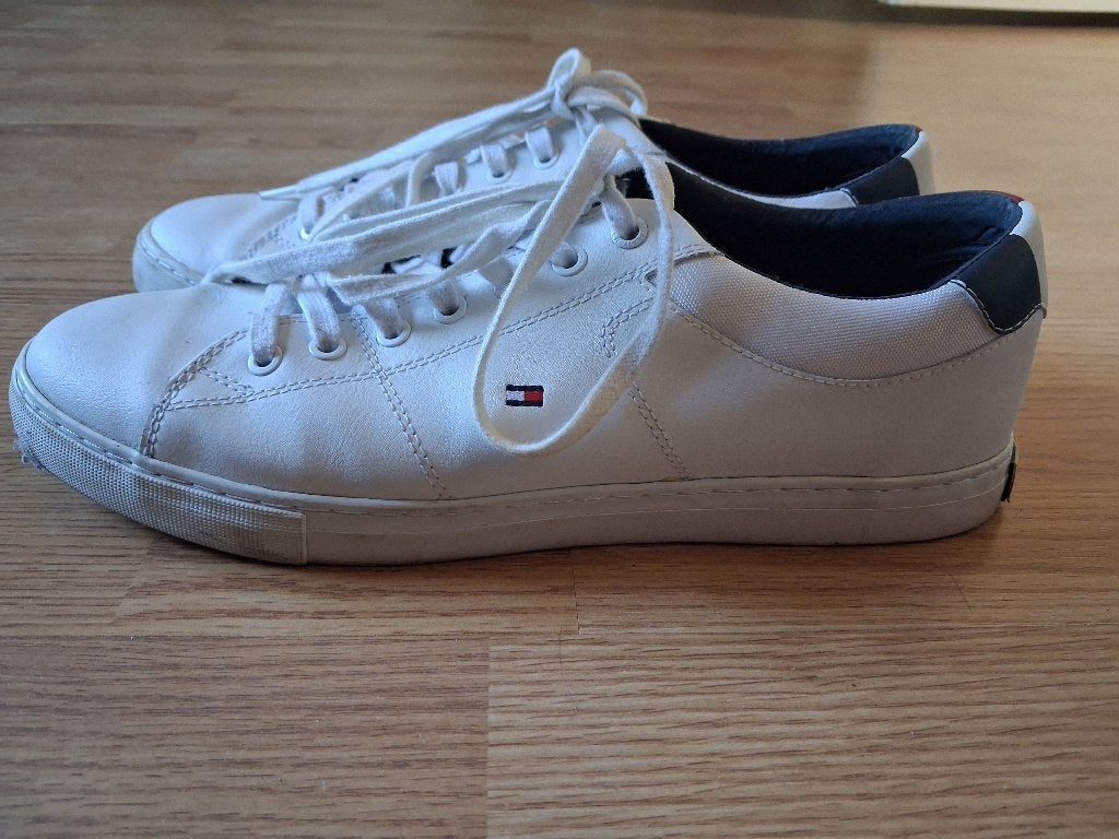 TH sneakers heren (wit) - Maat 45, Kleding | Heren, Schoenen, Ophalen, Wit, Tommy Hilfiger, Sneakers of Gympen