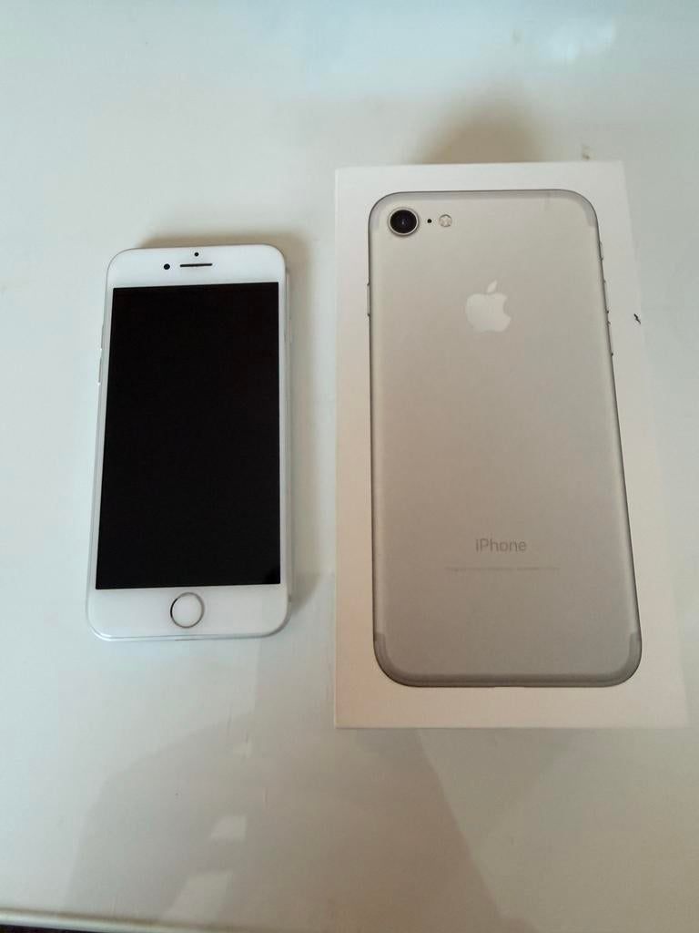 iPhone 7 128GB – Werkt Goed – Netjes – Met Doos, Ophalen, 128 GB, Zo goed als nieuw, 72 %