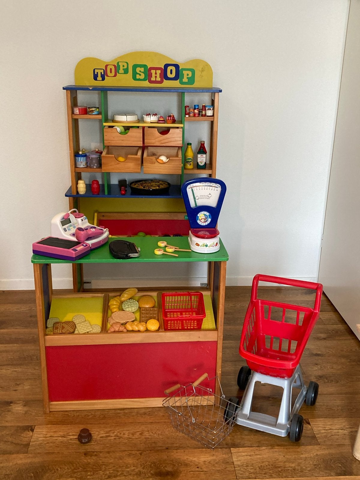 Houten speelgoedwinkel met accessoires en winkelwagentje, Ophalen, Gebruikt, Jongen of Meisje