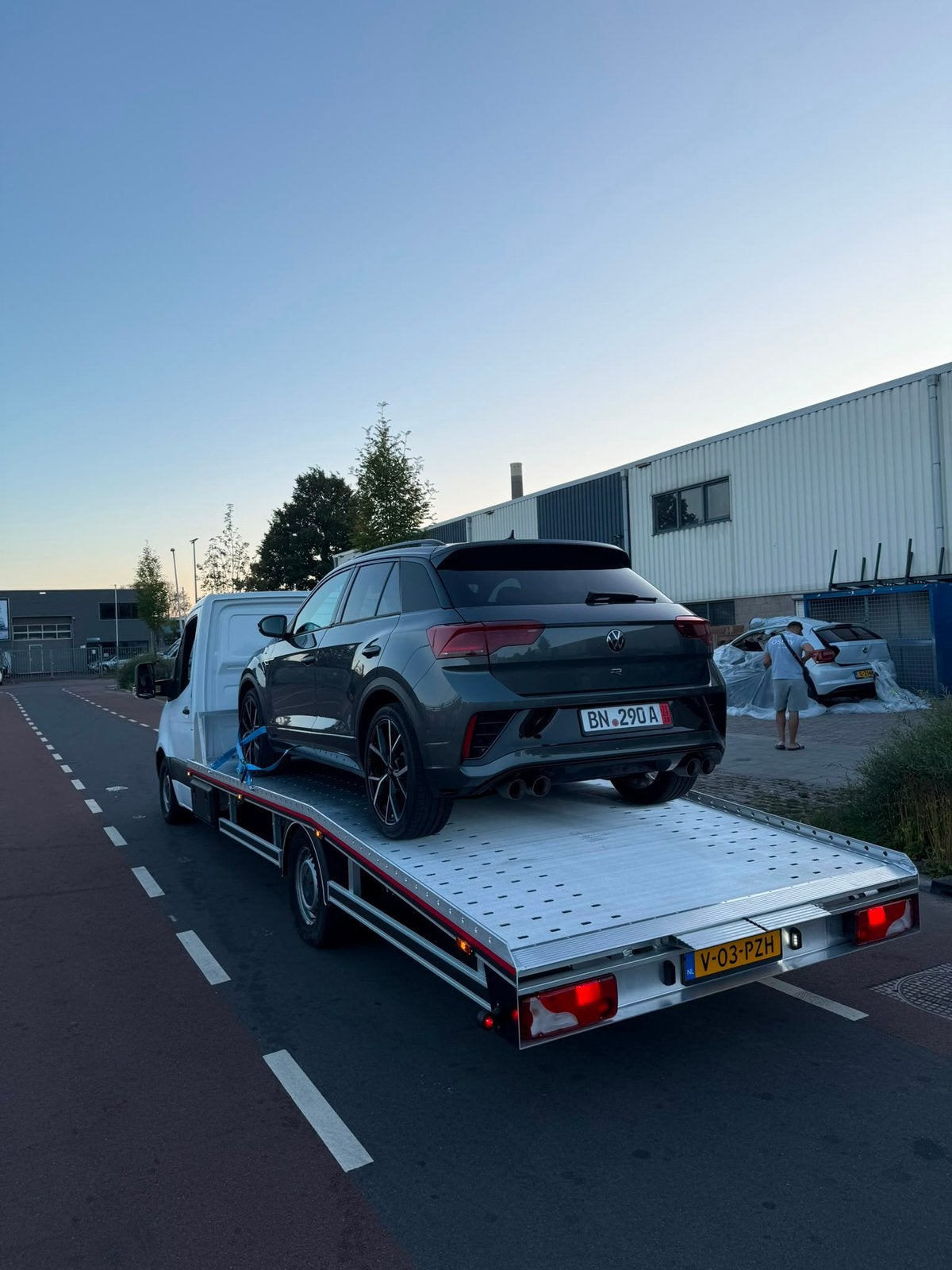 AUTOTRANSPORT 24/7  | NL & BUITENLAND | DMR TAKELSERVICE, Chauffeursdiensten